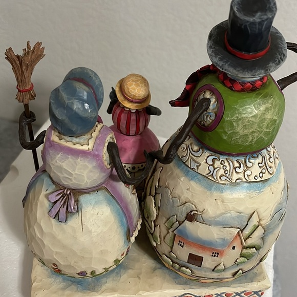 JIM SHORE Heartwood Creek “Warm Hearts On Frosty Days” - Picture 10 of 12